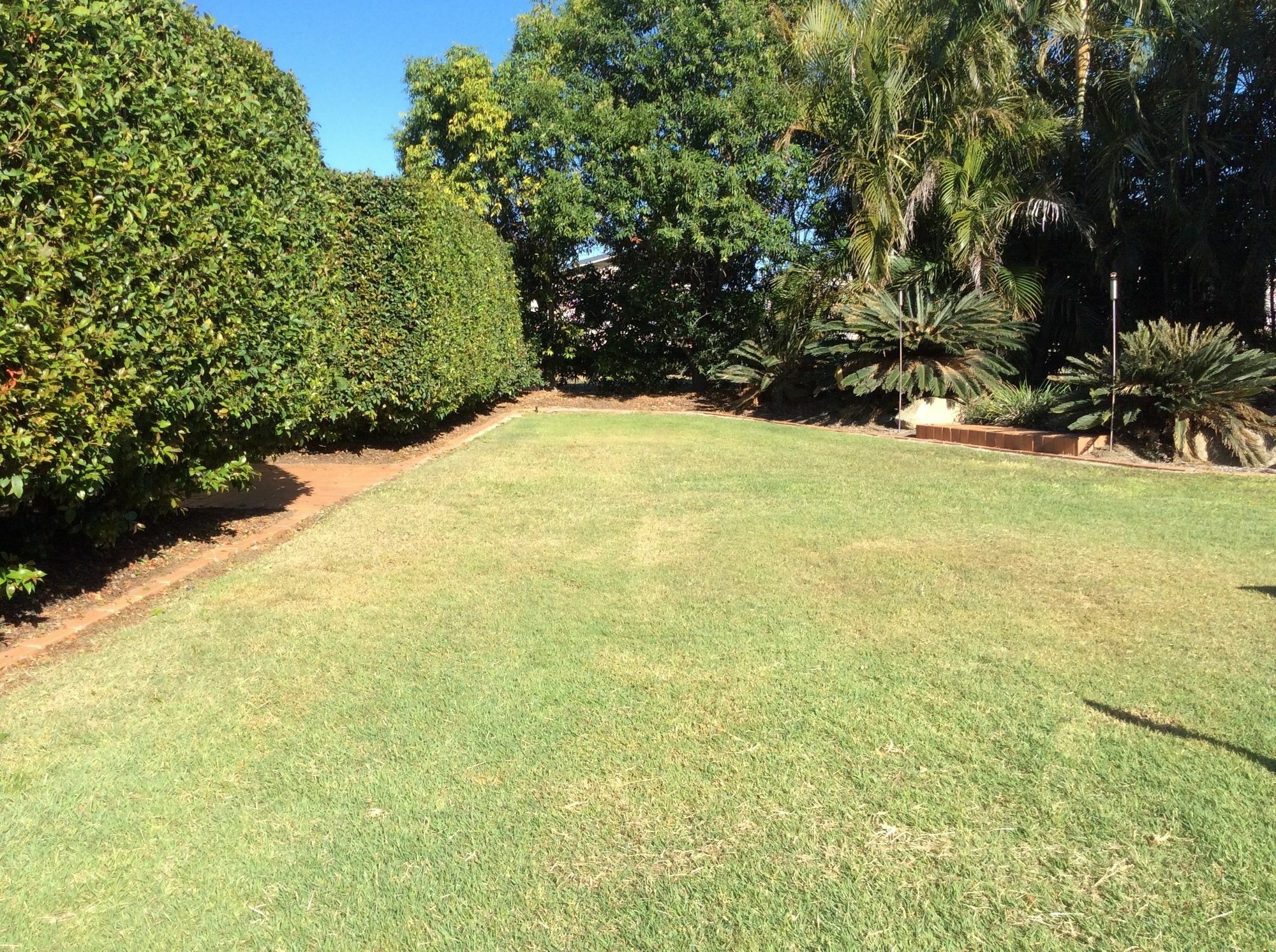 Pritchard Road Country Resort Emerald Esterno foto